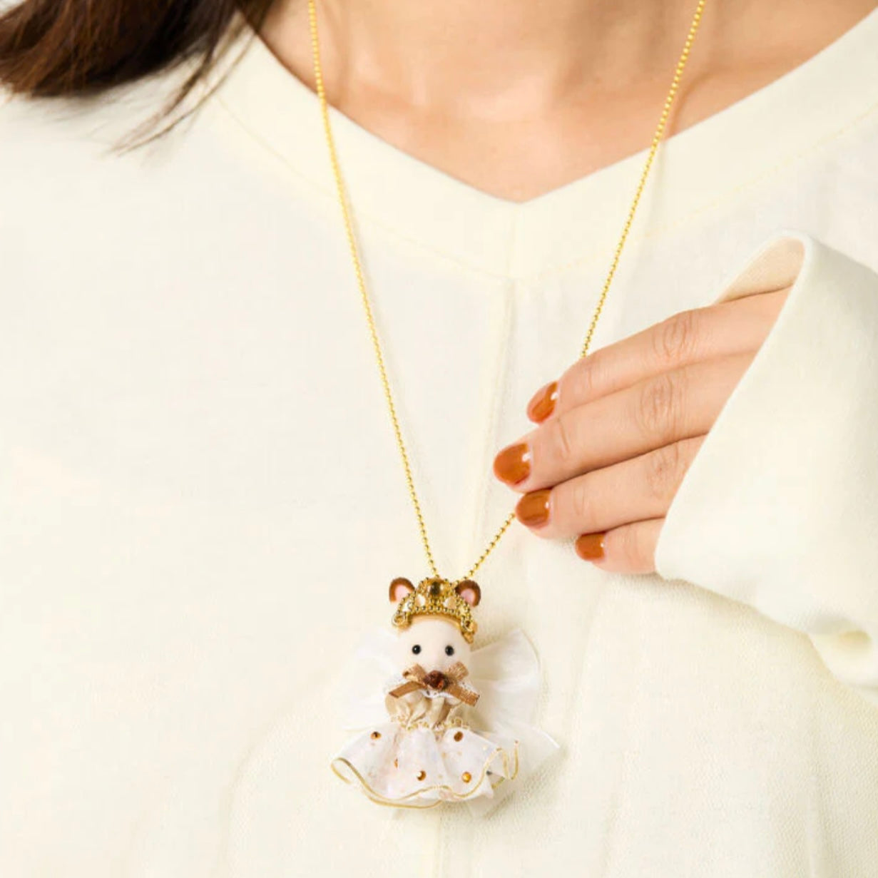 [NEW] Sylvanian Families Limited Edition (JP Ver.) Baby Chocolate Rabbit Pendant Necklace With Acrylic Stand